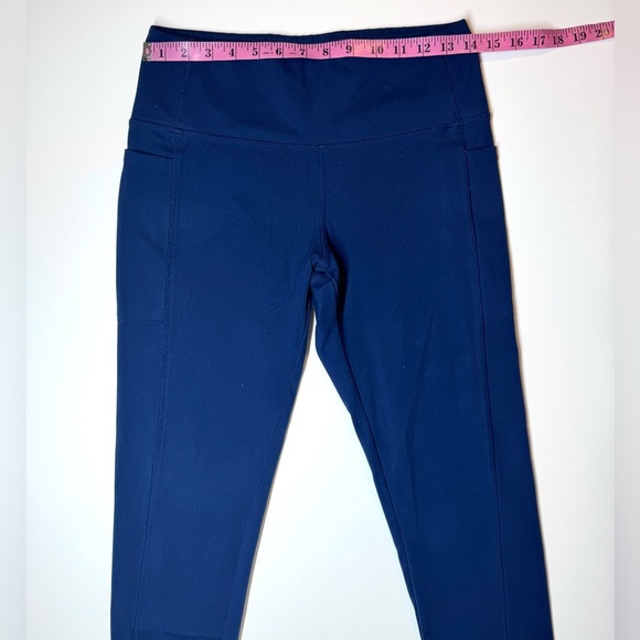 Set of 5 Activewear Leggings and Sports Bra Size- Large ( Danskin, DKNY,Aerie ) - Picture 5 of 16